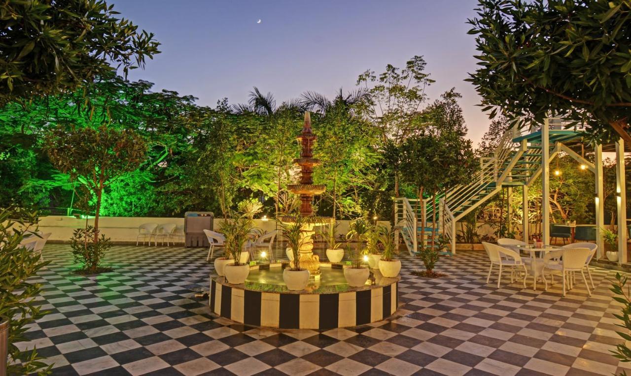 Hotel Treebo Khakhri Haveli Udaipur Exterior foto